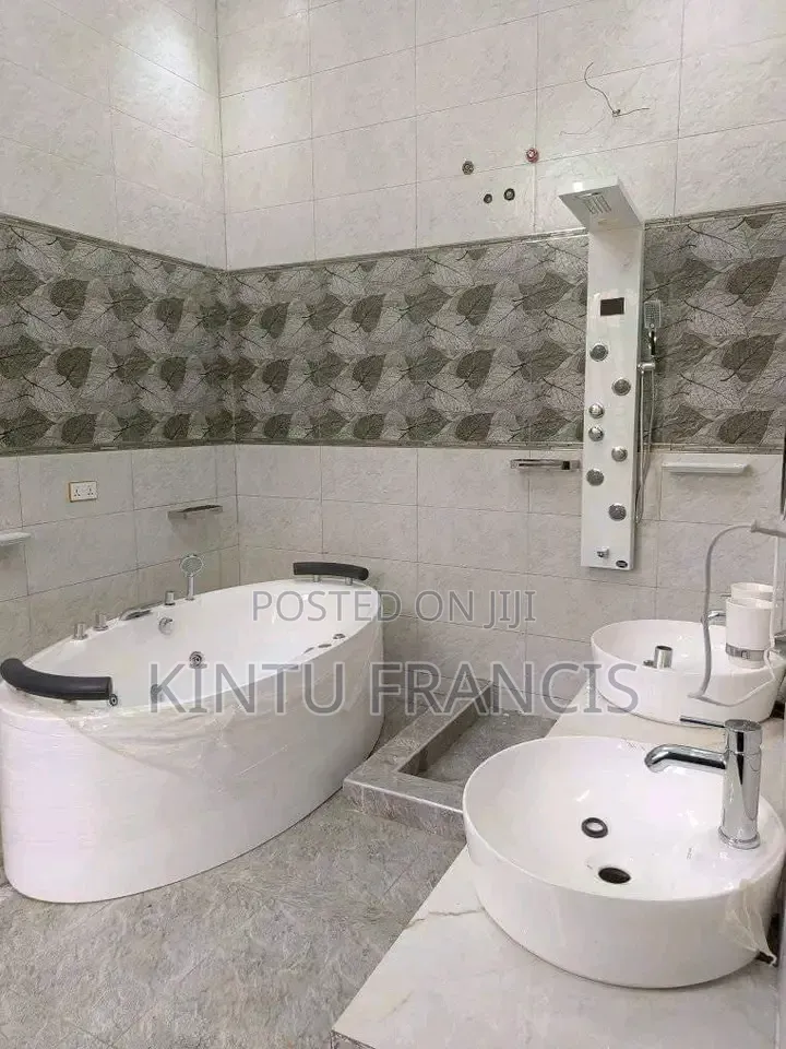 5bdrm House in Standalone Ntinda, Central Division for rent