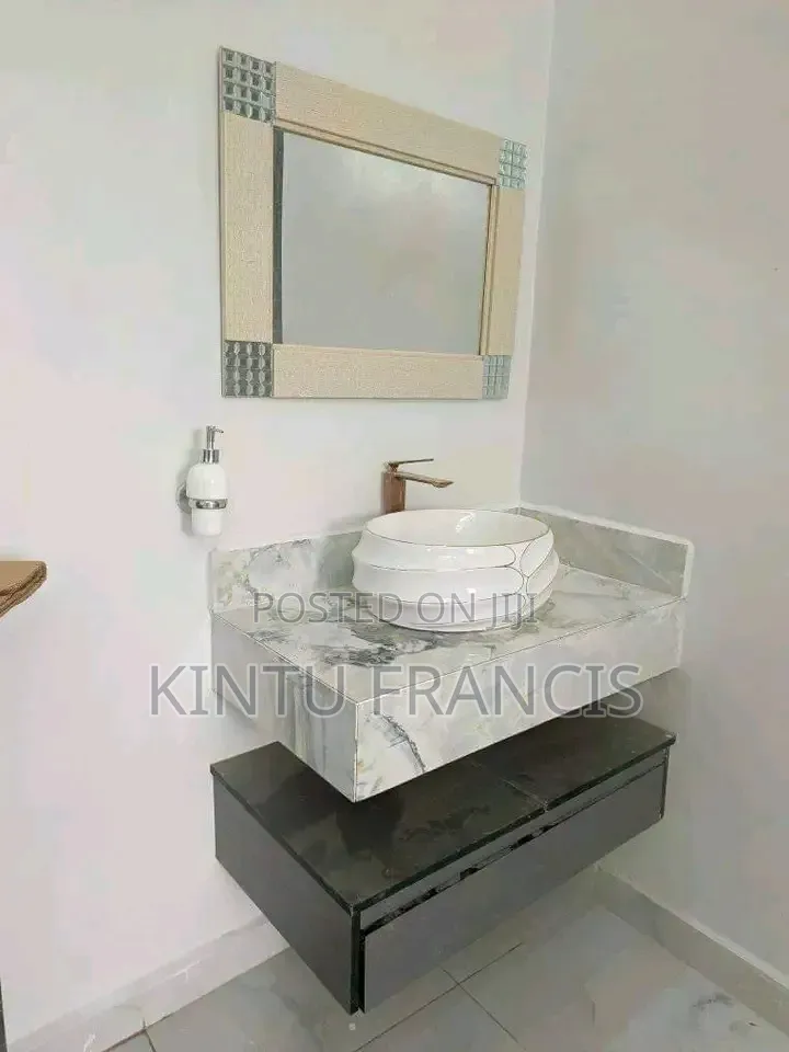 5bdrm House in Standalone Ntinda, Central Division for rent