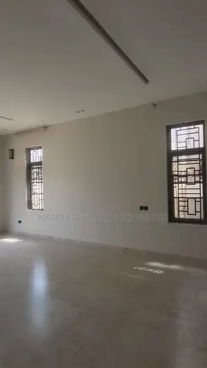 5bdrm House in Kira for sale