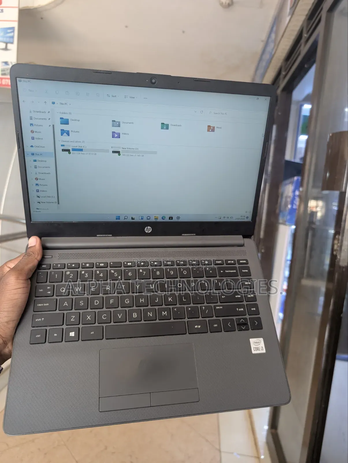Laptop HP 240 G8 4GB Intel Core i3 SSD 256GB