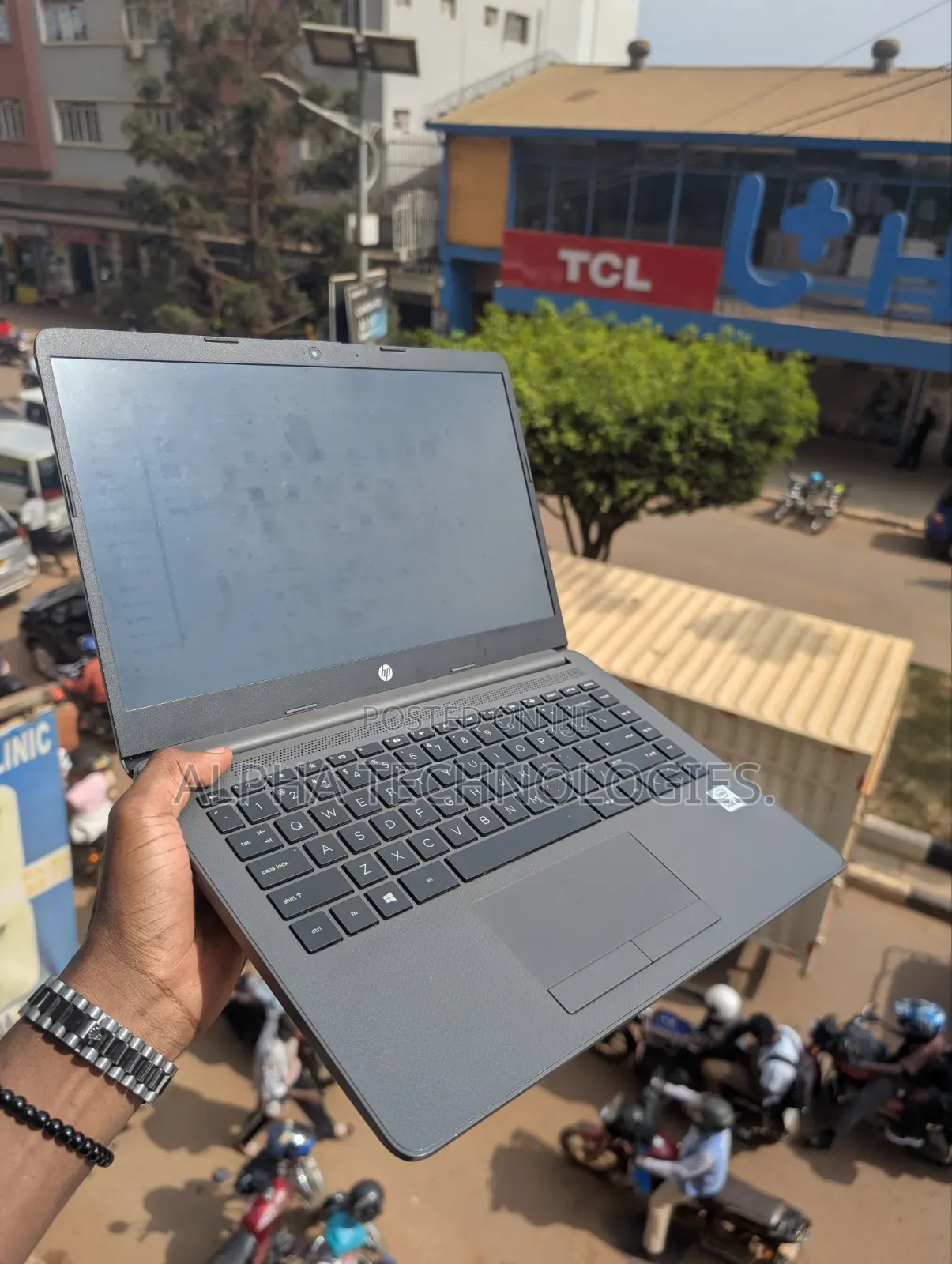 Laptop HP 240 G8 4GB Intel Core i3 SSD 256GB