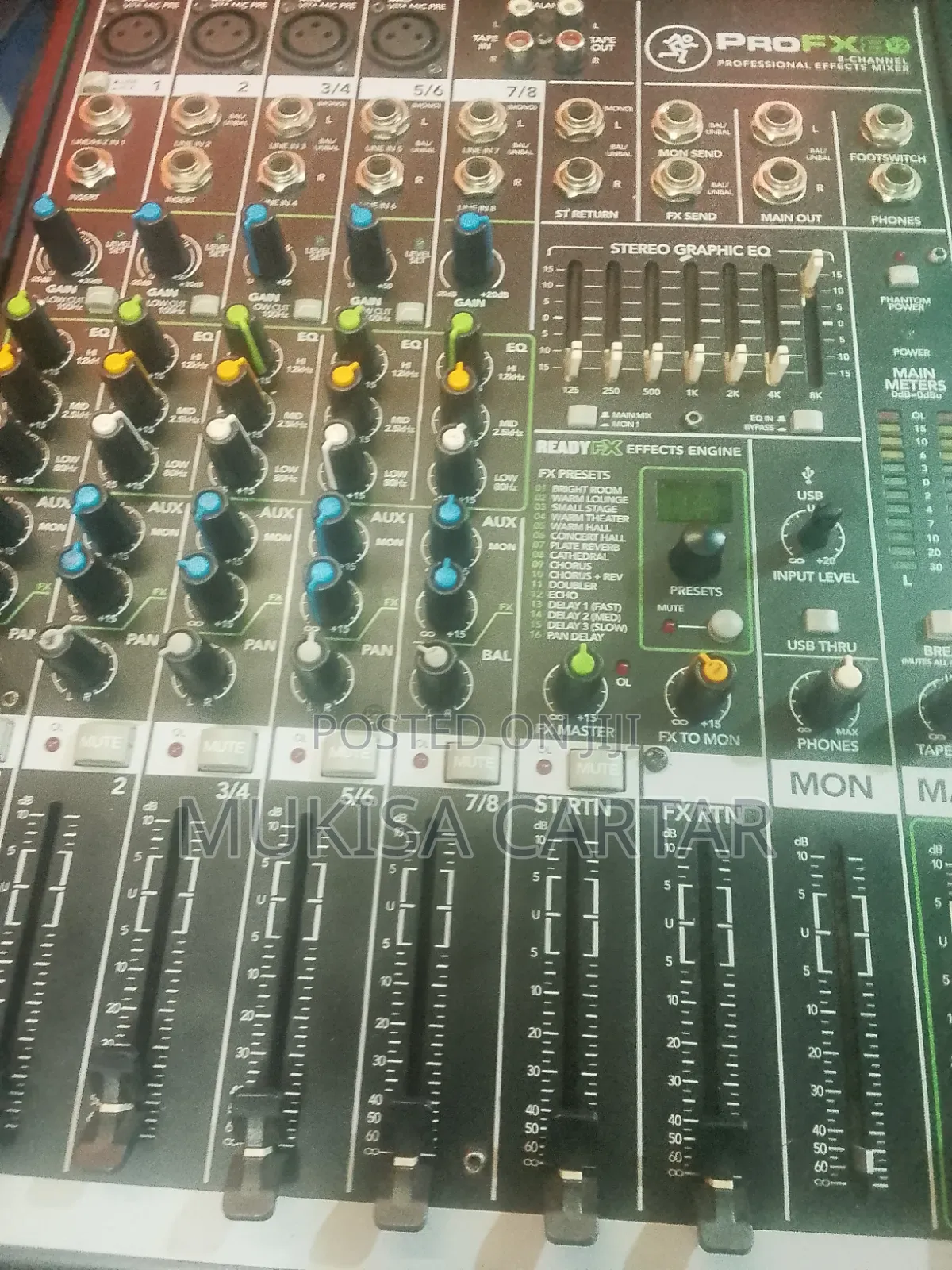 Mackie Profx8v2