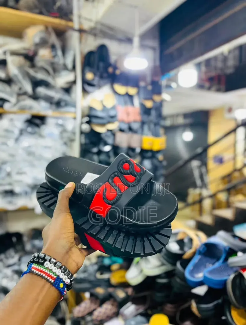 Unisex Comfort Slides Often Referred to as "Dapadan" or "Gucci" Slides