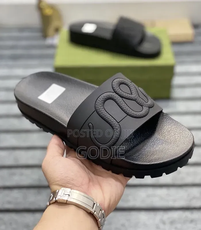 Unisex Comfort Slides Often Referred to as "Dapadan" or "Gucci" Slides