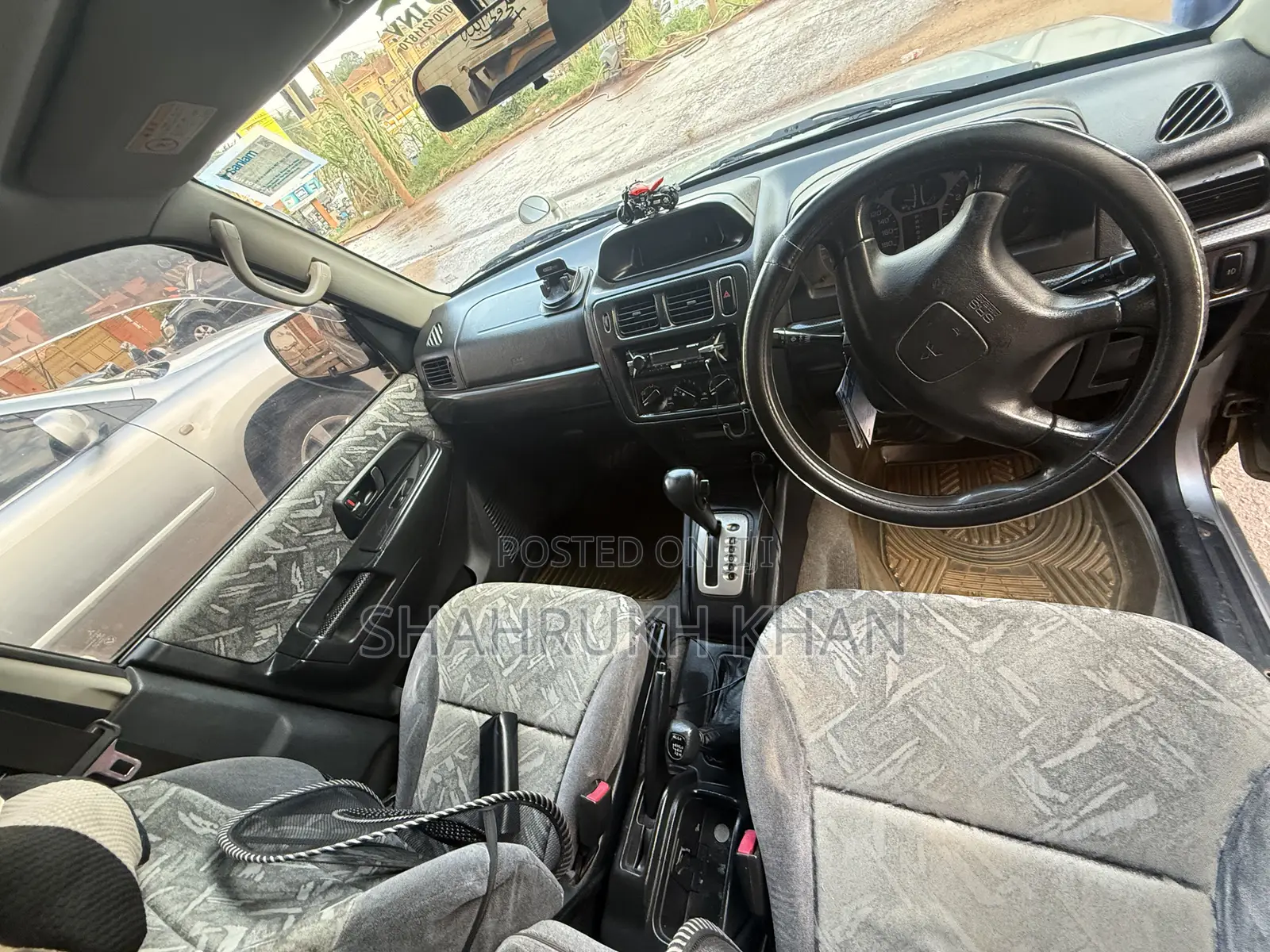 Mitsubishi Pajero IO 1998 Silver
