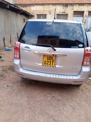 Toyota Raum 2008 Silver