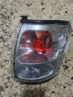 Hilux Kangaroo 167 Conerlamp ( Depo)
