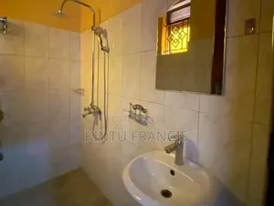 2bdrm House in Kisaasi, Central Division for rent