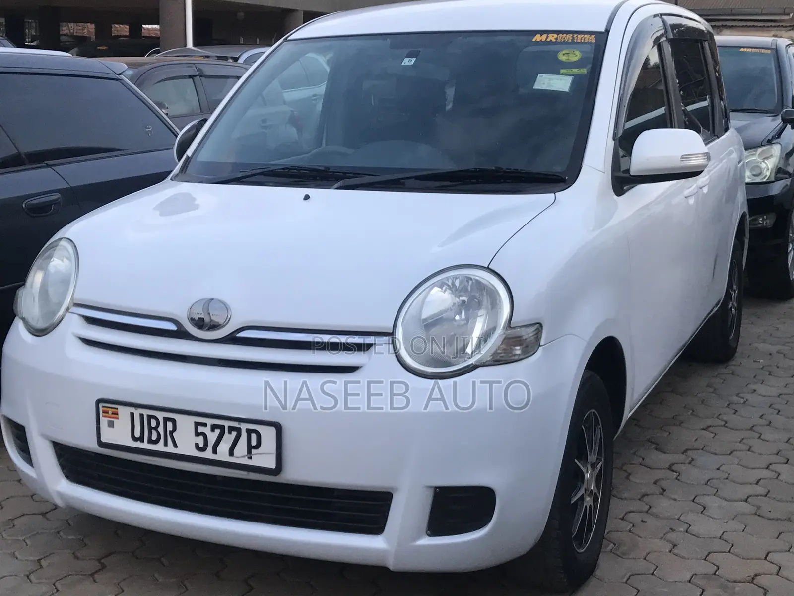 Toyota Sienta 2008 White