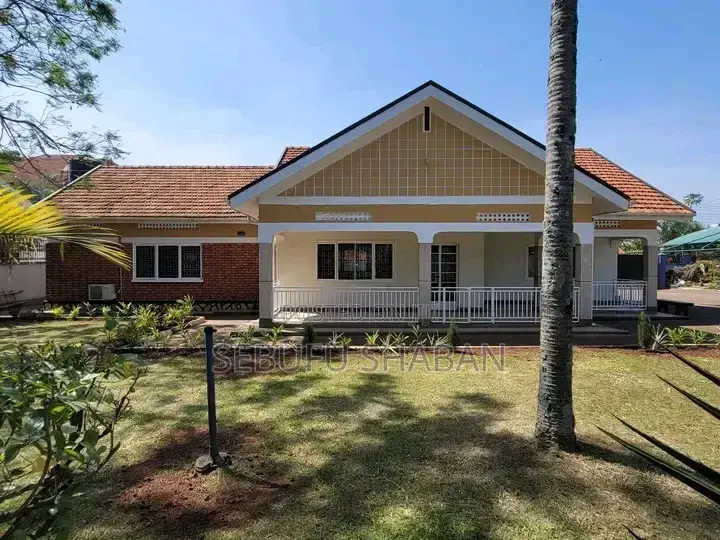 3bdrm House in Standalone Kisaasi, Central Division for rent