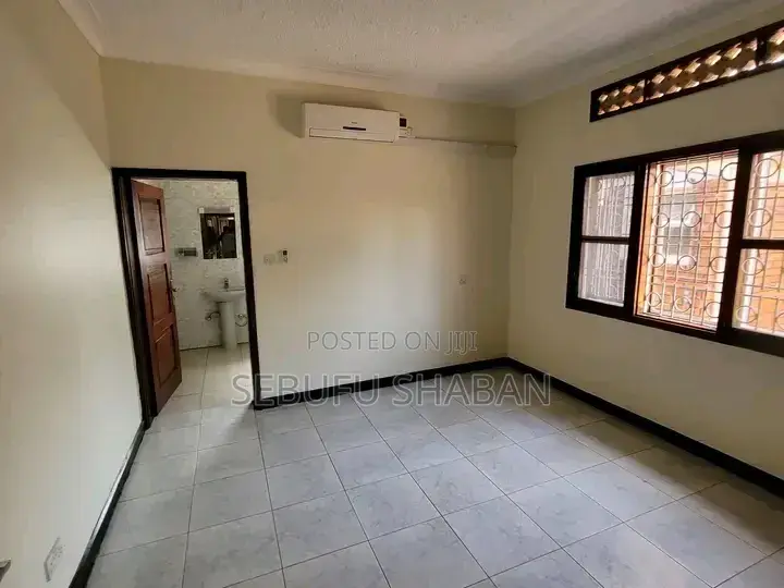 3bdrm House in Standalone Kisaasi, Central Division for rent