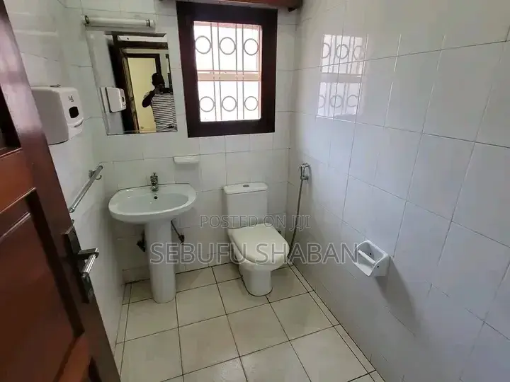 3bdrm House in Standalone Kisaasi, Central Division for rent