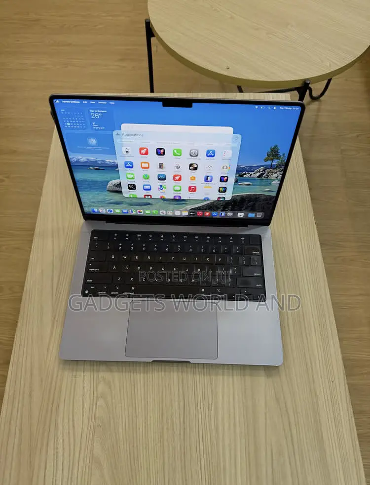 New Laptop Apple MacBook Pro 32GB Apple M1 Pro SSD 1T