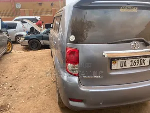 Toyota Corolla Rumion 2012 Gray