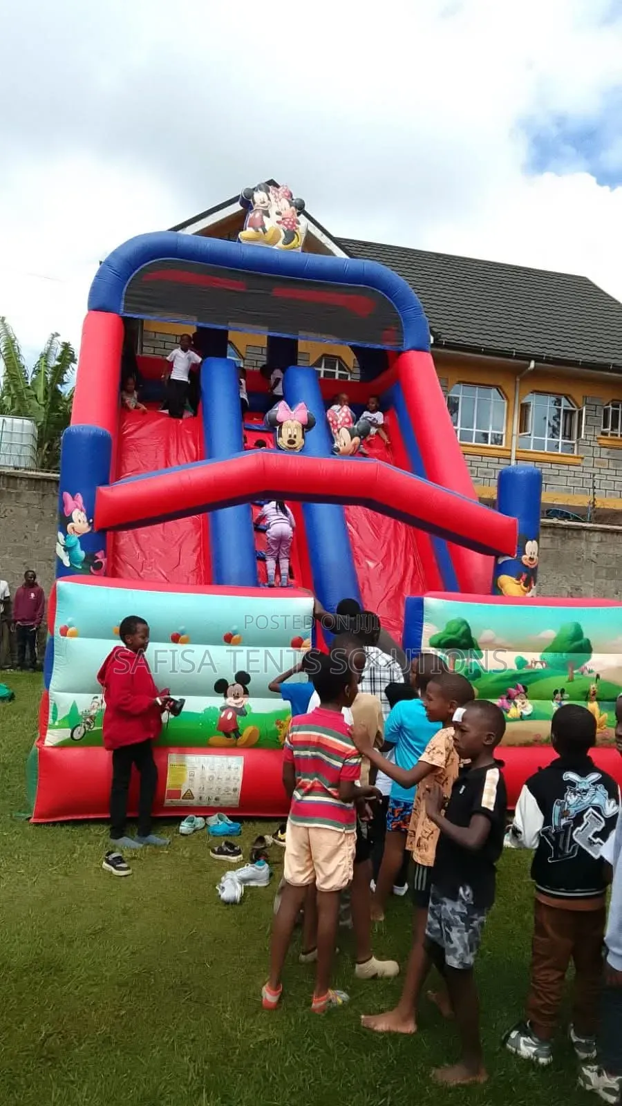 Bouncing Castles Cleaning and Repairing Services
