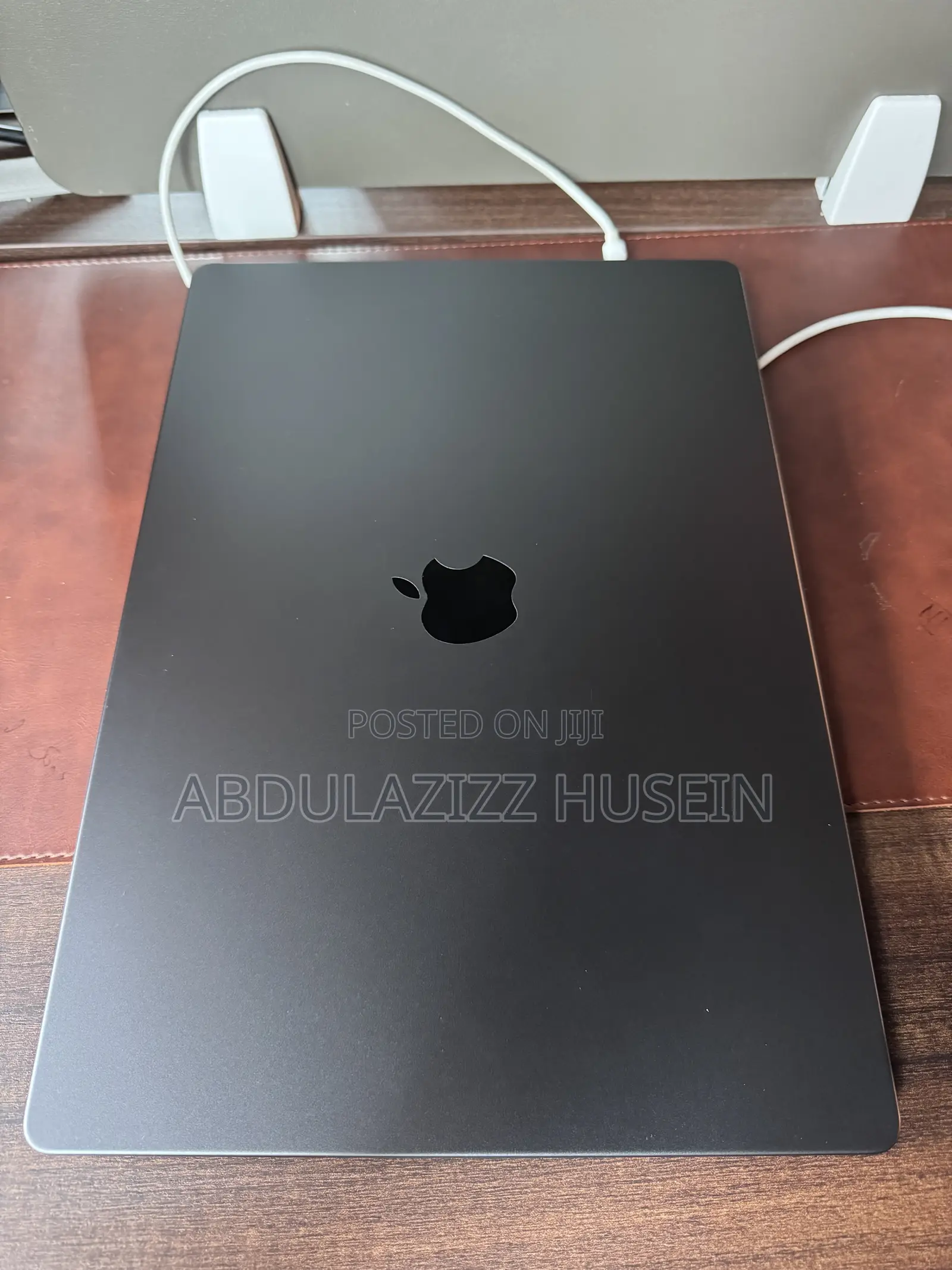 Laptop Apple MacBook Pro 2023 M3 Max 48GB Apple M3 Max SSD 1T