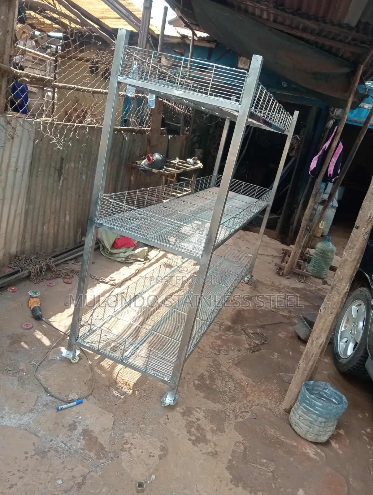 Bread Rack and Madazi