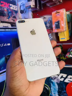 Apple iPhone 8 Plus 64 GB White