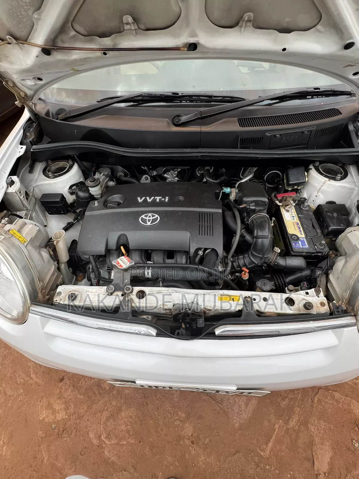 Toyota Sienta 2010 White