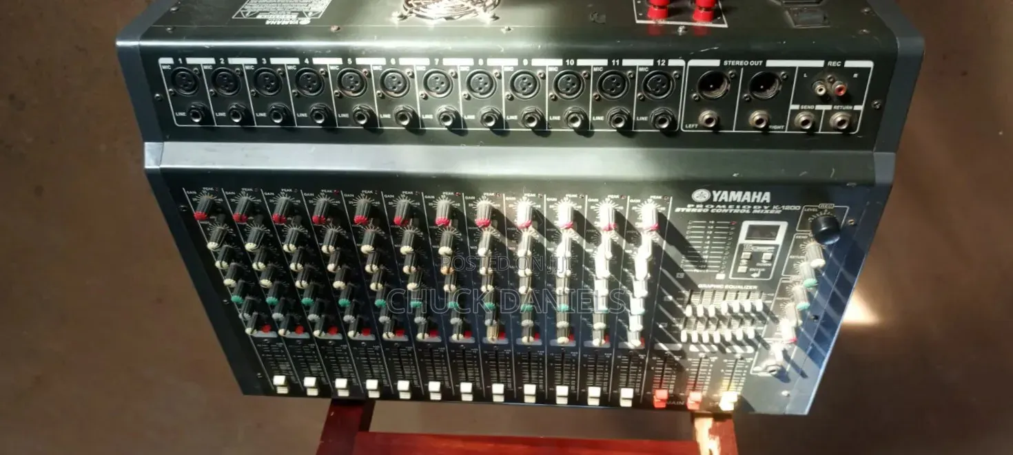 12 Channel Yamaha Original Amp Mixer