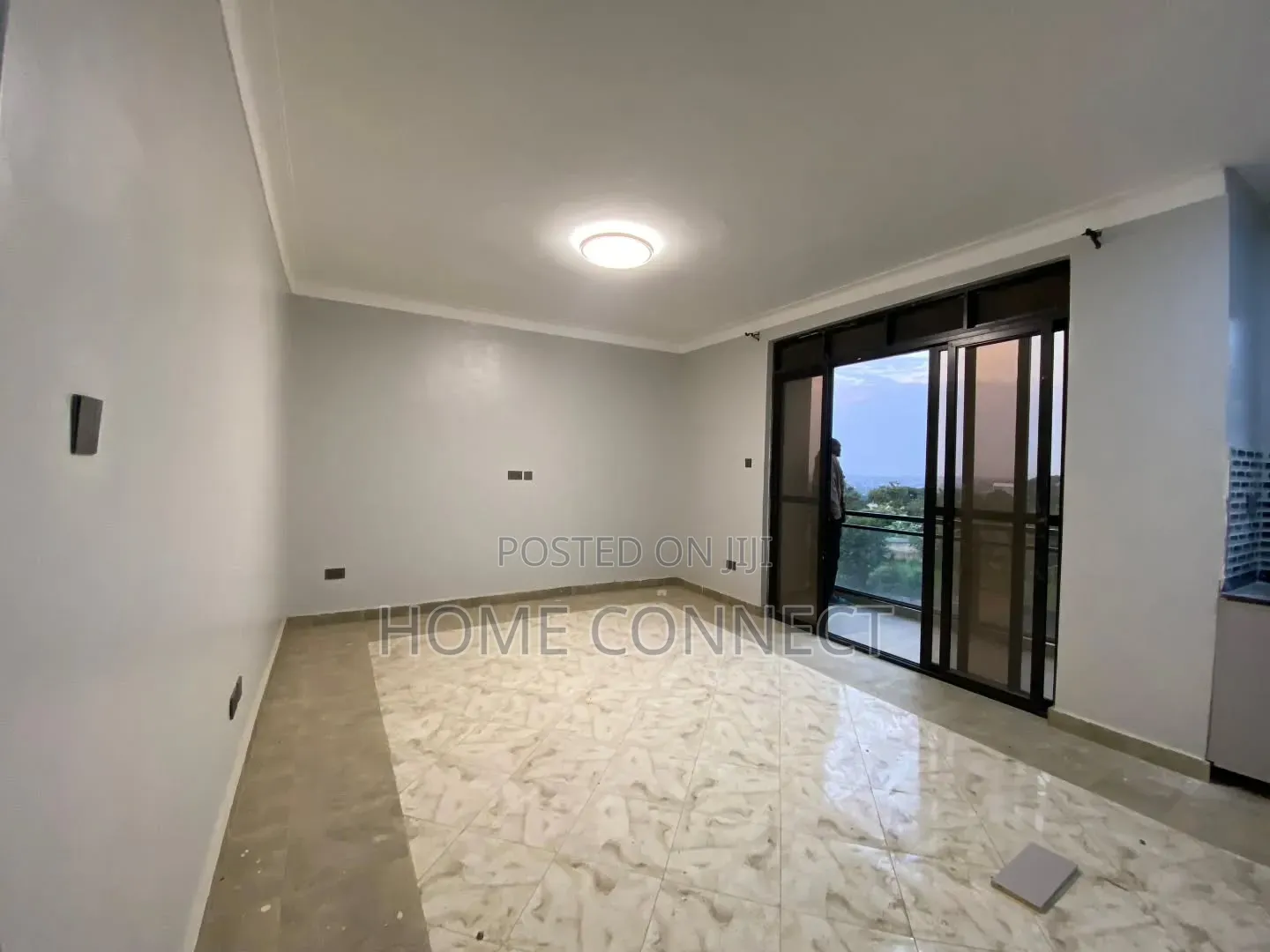 2bdrm Apartment in Komamboga, Central Division for rent