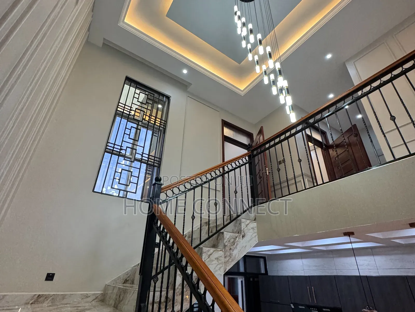 6bdrm Duplex in Lubowa, Central Division for sale