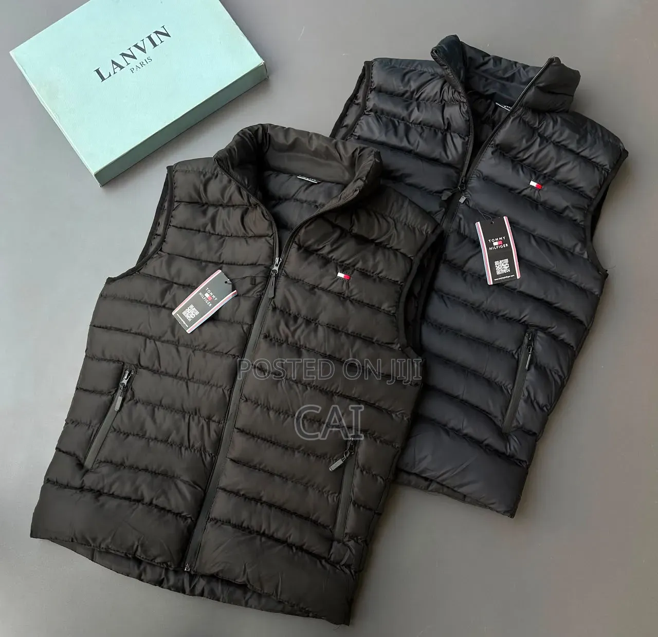 Sleek Layer Puffer Vests, Half Jacket