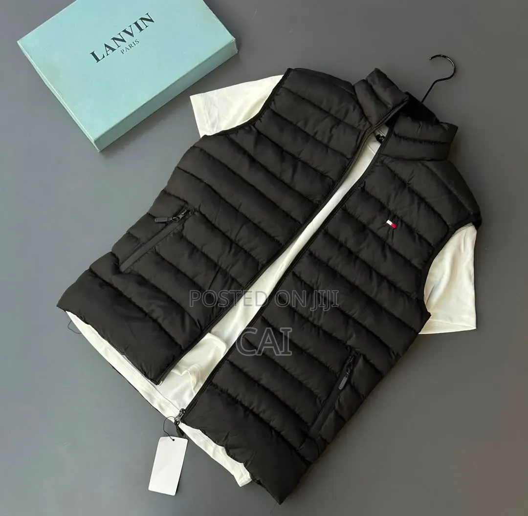 Sleek Layer Puffer Vests, Half Jacket