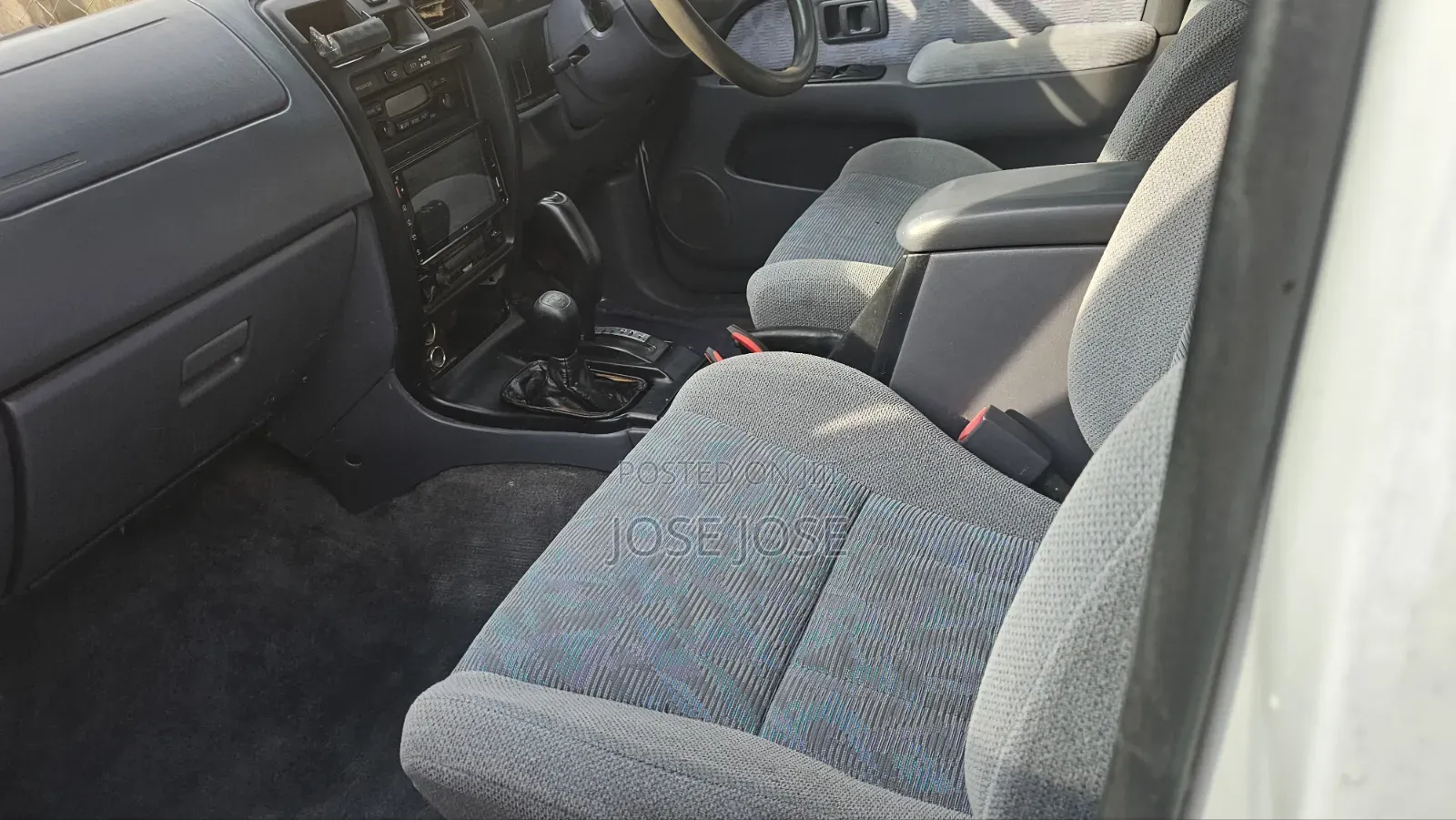 Toyota Hilux Surf 2002 White