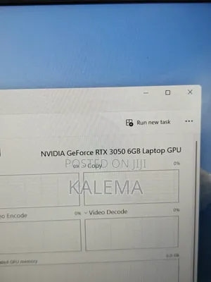New Laptop Lenovo LOQ 15IRH8 16GB Intel Core i5 SSD 512GB