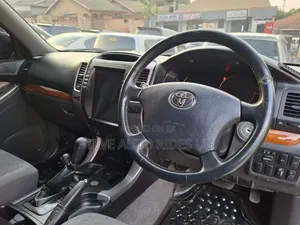 Toyota Land Cruiser Prado 2009 Black