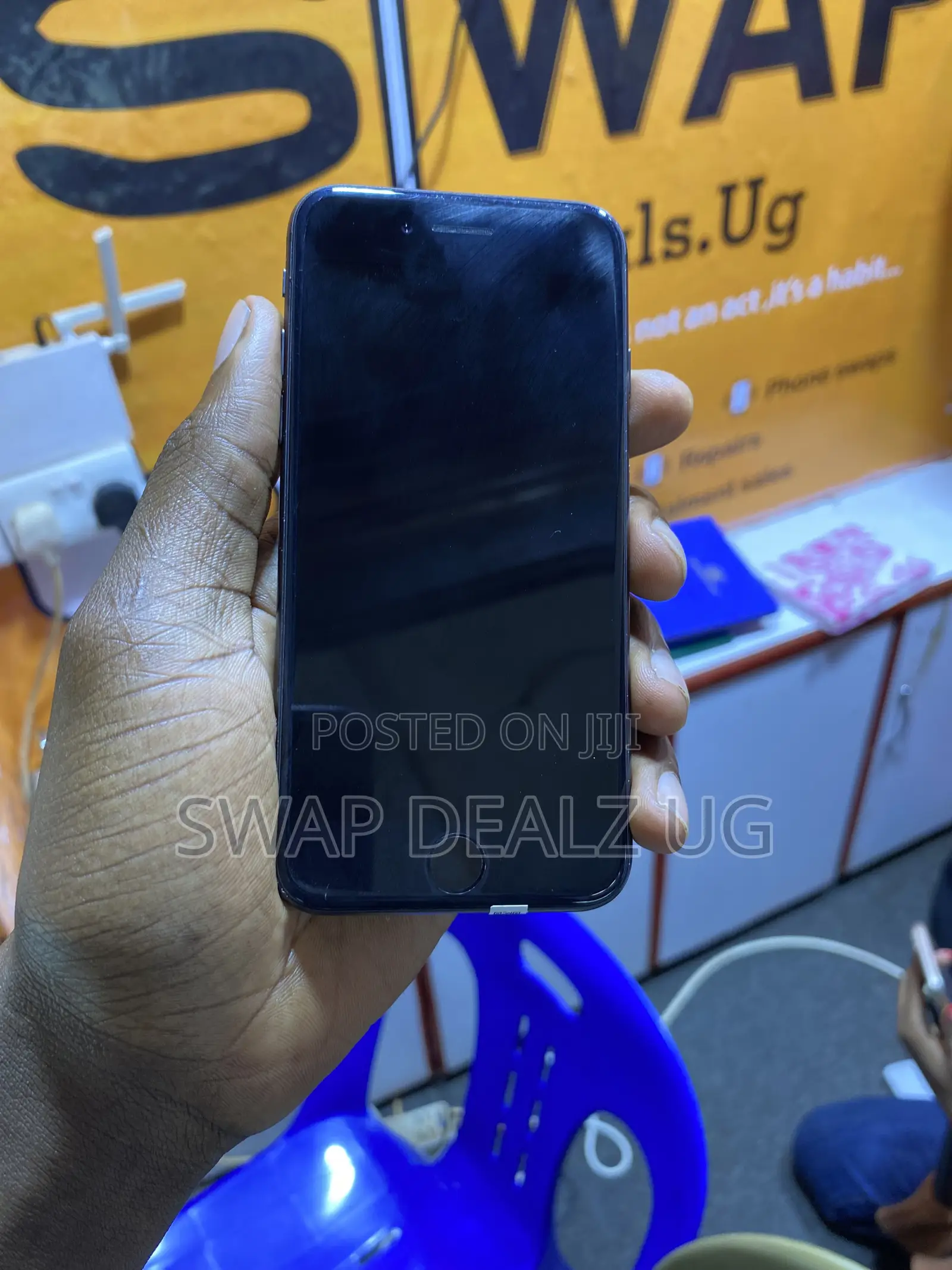 Apple iPhone 8 64 GB Black
