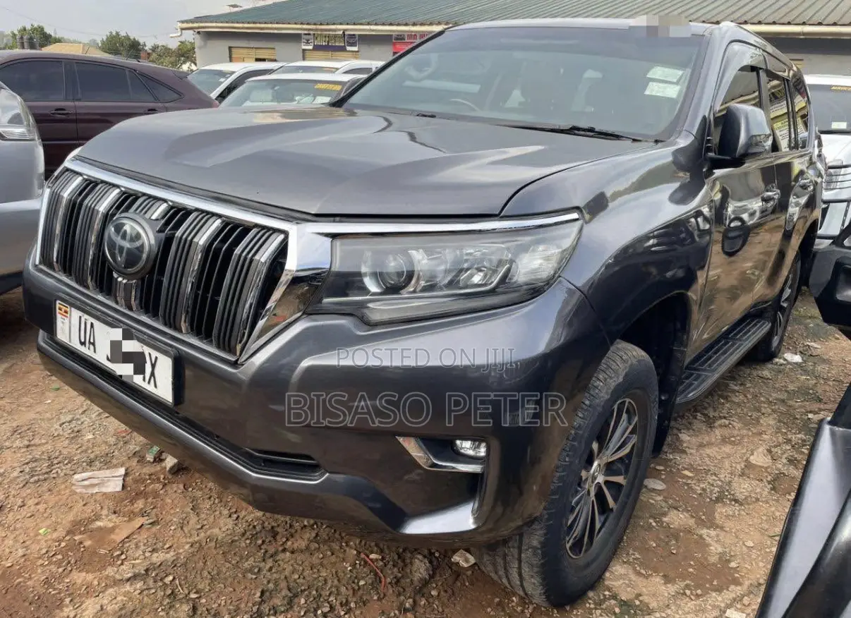 Toyota Land Cruiser Prado 2.8 D-4D 2016 Gray