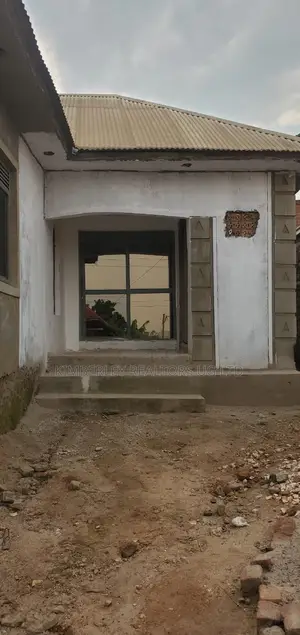 2bdrm House in Division A for sale