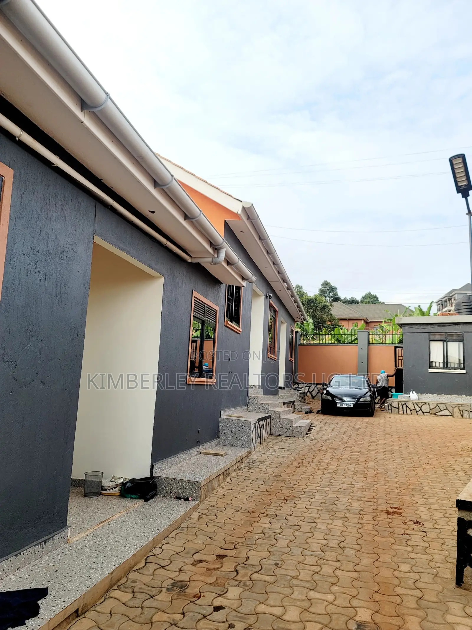 2bdrm Duplex in Division A for sale
