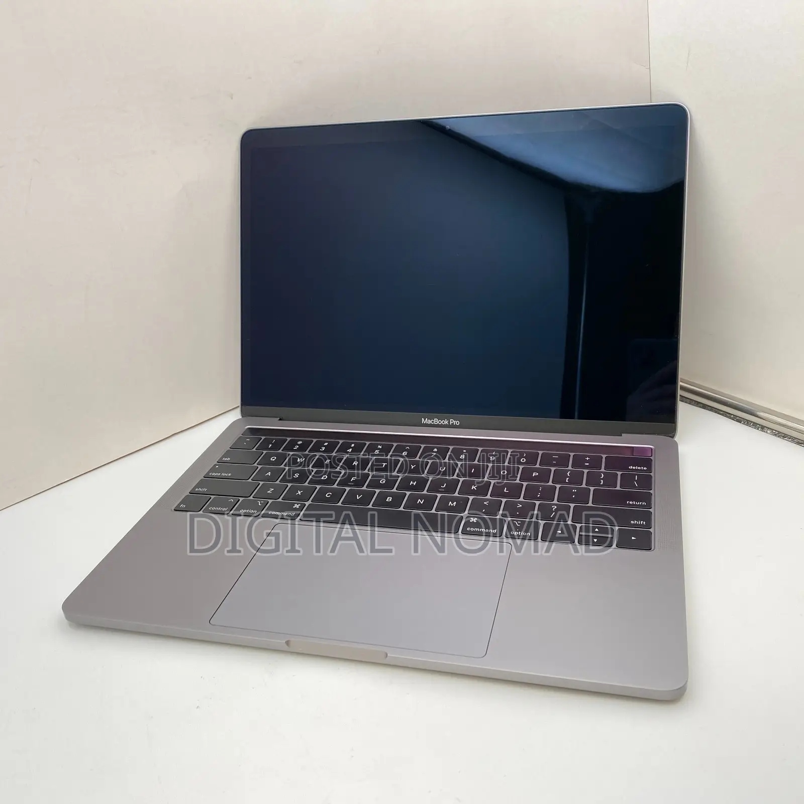 Laptop Apple MacBook Pro 2019 8GB Intel Core i5 SSD 512GB