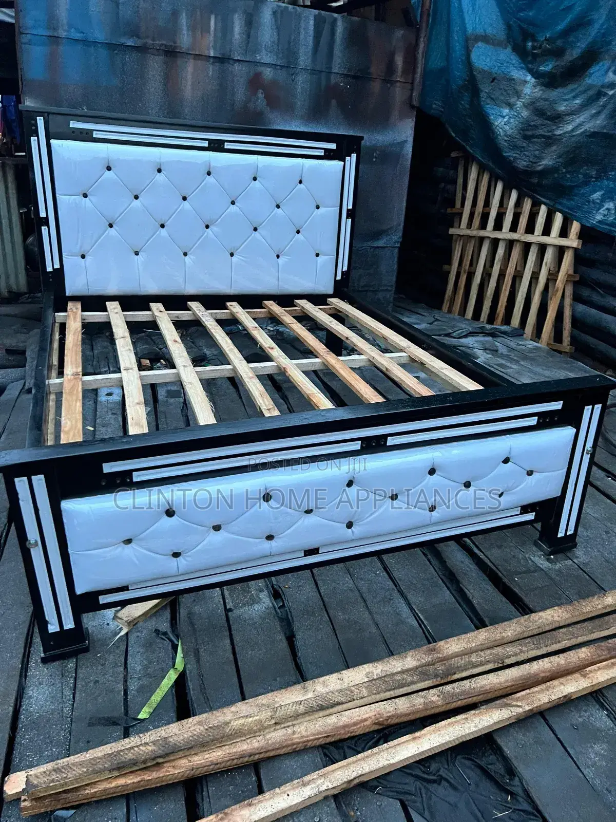 5*6 Bed in Black