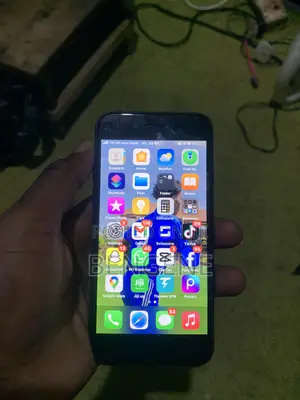Apple iPhone 7 128 GB Black