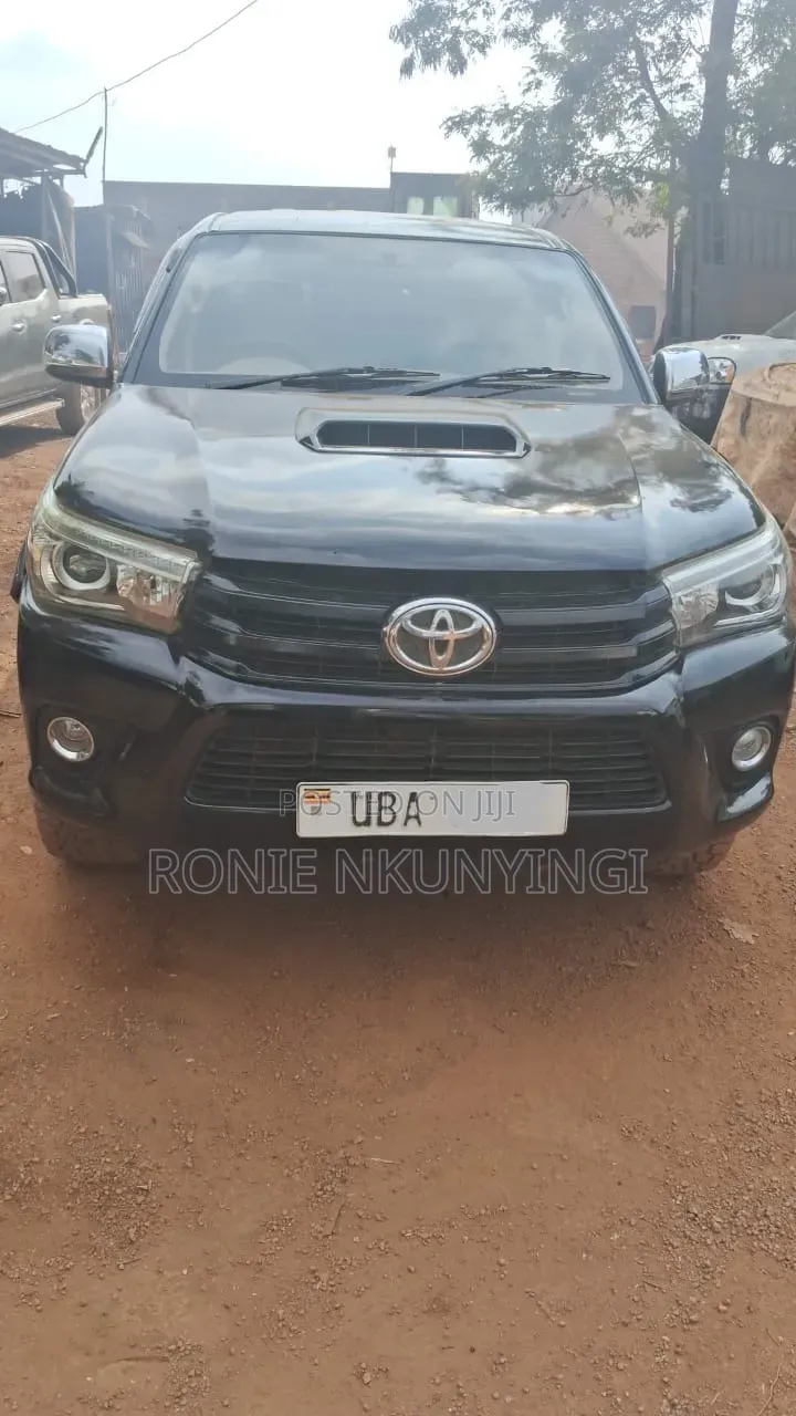 Toyota Hilux 2008 Black