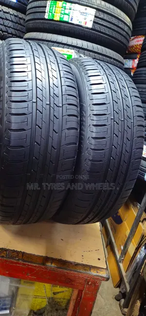 205 55 R17 Bridgestone Only 2pises in the Stock Now Came 4 the Best.