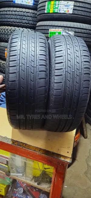 205 55 R17 Bridgestone Only 2pises in the Stock Now Came 4 the Best.