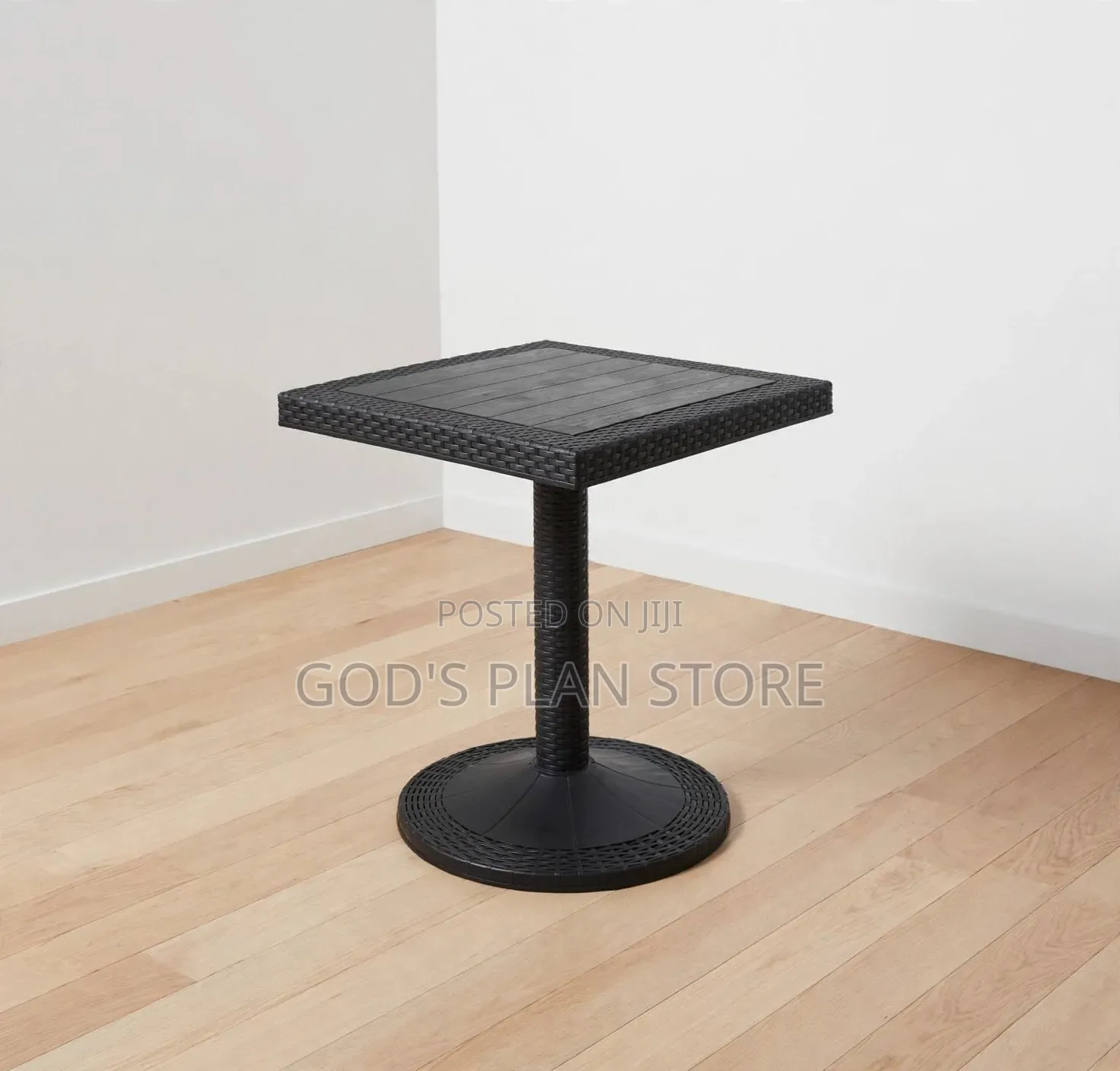 Lightweight Plastic Table Plastic Table 4people for Bars and Dining