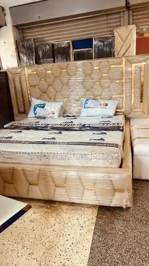 6 X6 Bed in Cream Color