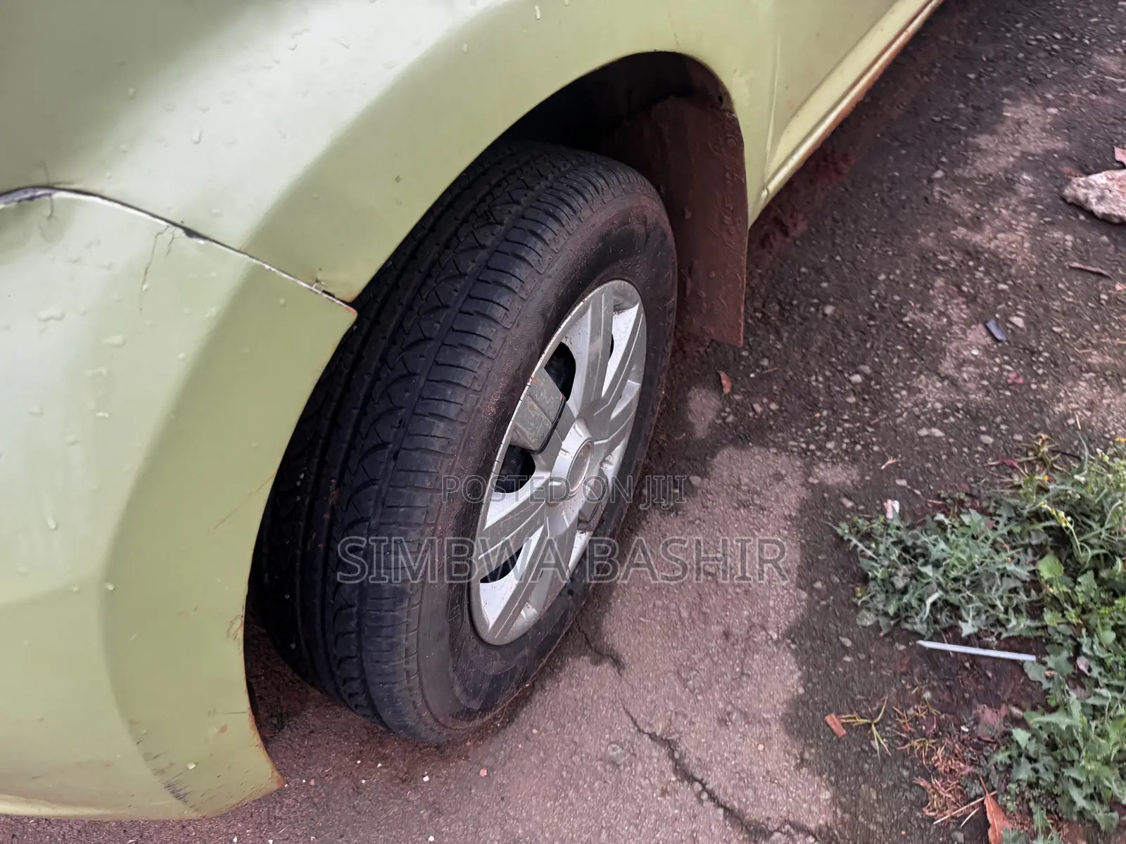 Toyota Passo 2006 Yellow