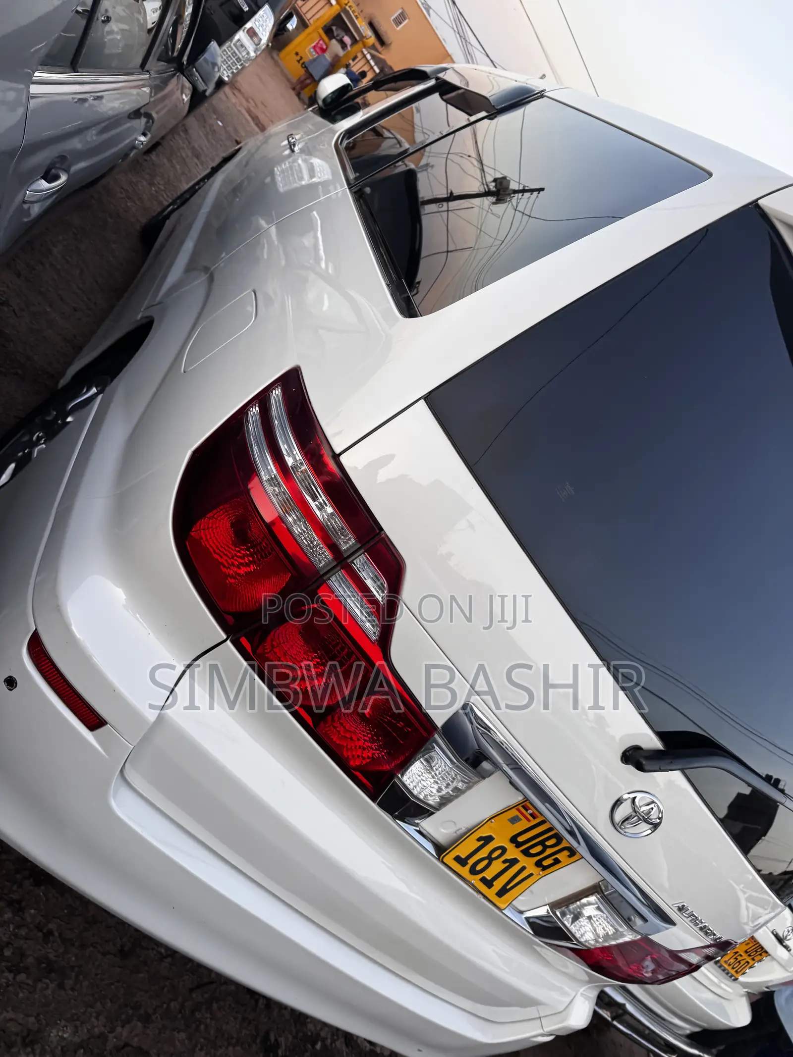 Toyota Alphard 2006 White