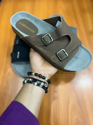 Birkenstock-Style Double-Buckle Sandals / Slides.