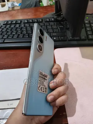 New Tecno Camon 40 Pro 5G 256 GB Blue