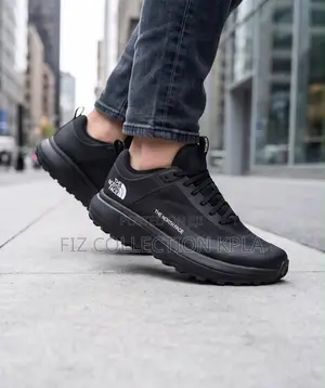 Original the North Face Black Lifestyle Trainer Sneakers