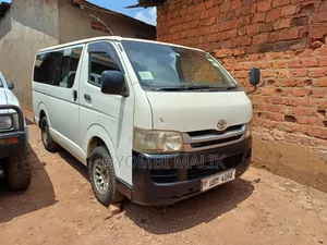 Toyota HiAce 2008 White