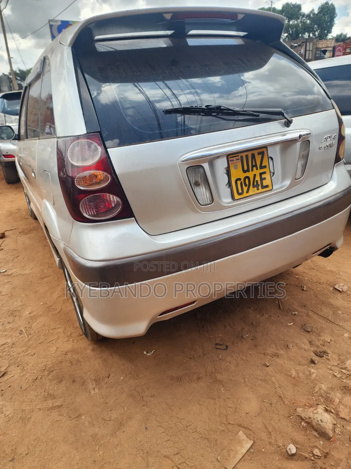 Toyota Nadia 2002 Silver